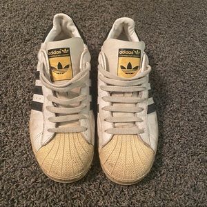 Vintage adidas black and white superstar shoes